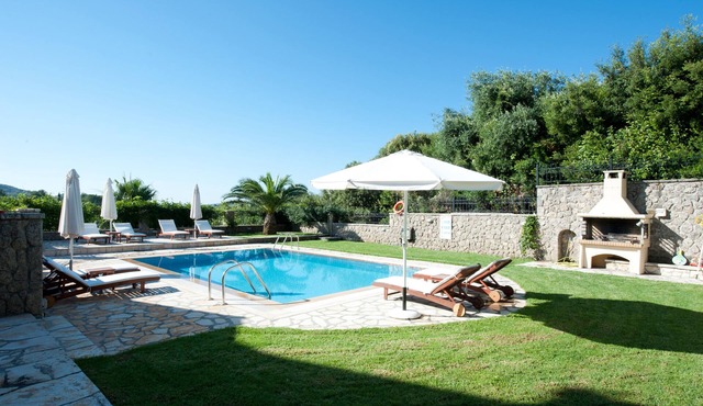 Luxury Villa Lemonia with Private Pool
