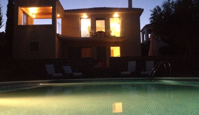 Luxury Villa with Stunning Views in Finikounda