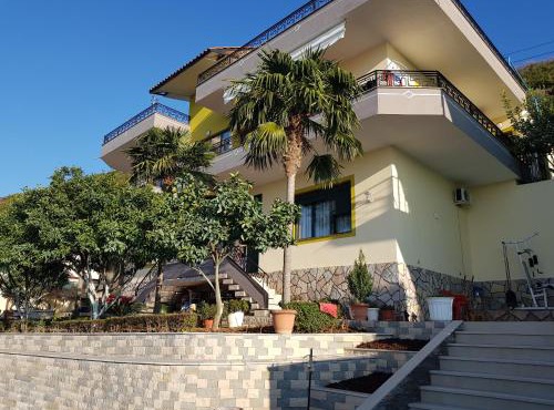 Luxury Villa with Stunning Views in Vlore