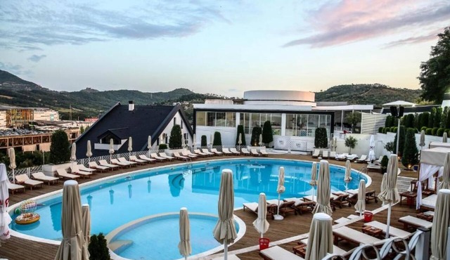 Mai Tai Resort in Farke