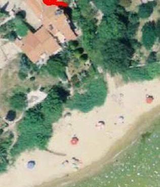 Maisonette 25m from the sea