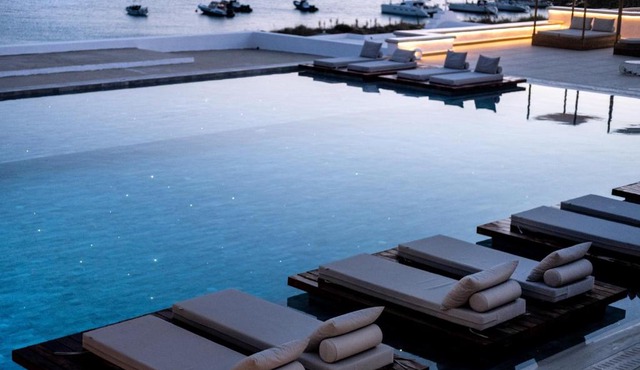 Manoula's Beach Mykonos Resort