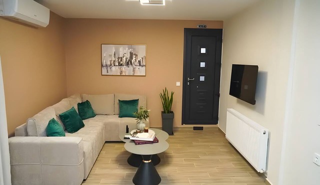Mareli Olympus Luxury Apartment with Mountain View, Wi-Fi, and Air Conditioning in Λιτόχωρο