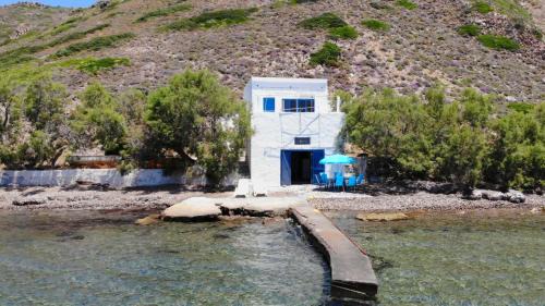 Marioga's house in Schinopi