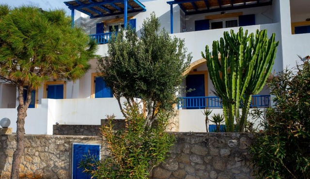 Meli Apartments near sea side