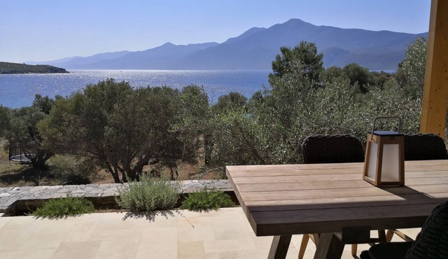 Mertziki Beta House in Samos