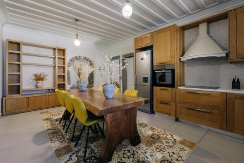 Mesta Grand Residence