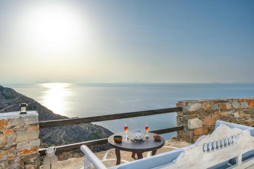 Milos - Sikinos Sunset