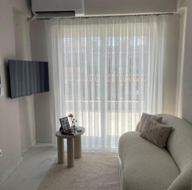 Minimalist Suite Xanthi