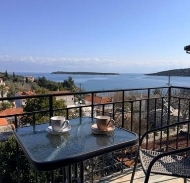 Mitzelitsa Guest House - Stunning Sea View Retreat - Amaliapoli - Balcony - 2-4 Guests