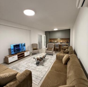 Modern Family Apartment Vushtrri Center