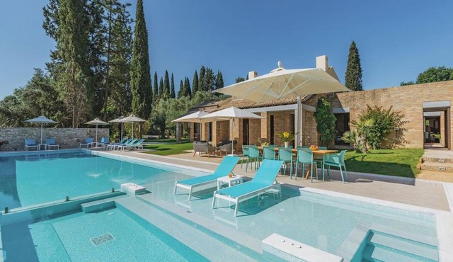 Modern Villa Milash