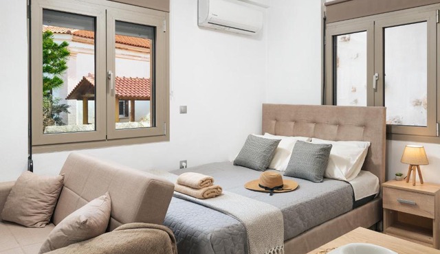 ModernPastel Studio-Near Old Port in Chania