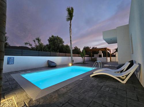 Myrteni Pool Villas