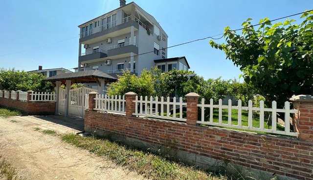 Nature & Sea Escape Spacious Family Villa