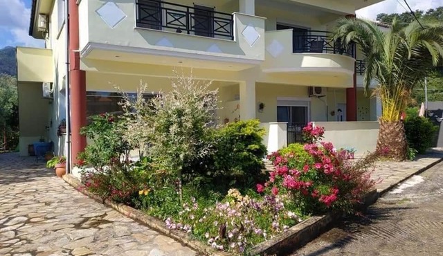 Nefeli's Apartments