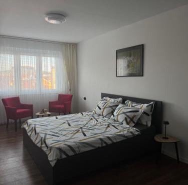 Nick Apartment