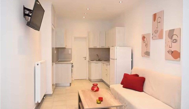 Noa Syros 1 minute away from Square + Free Parking
