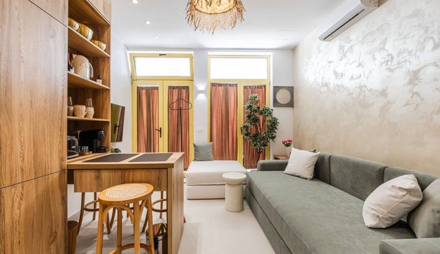 NooN Properties 1 | Beachside 1BR in Dhërmi by PikHost