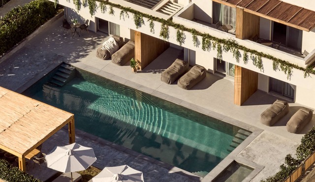 ÒLA Exclusive Residence, with Pool & Beach Access