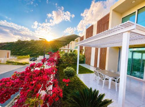 Olive Garden Villa