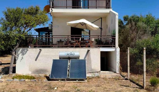 Olive Shore Villa in Alexandroupoli