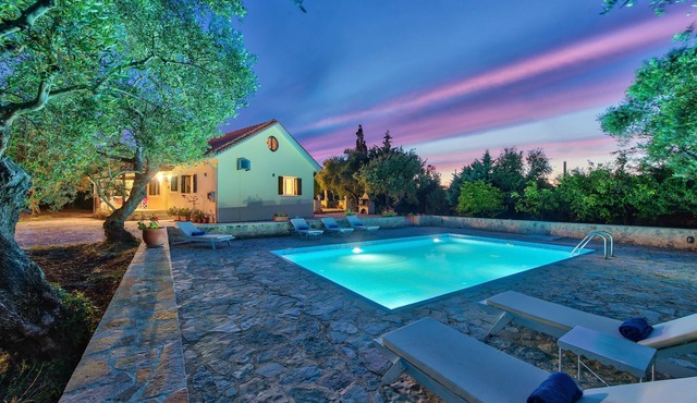 Olivegrove 3 Bedroom Villa