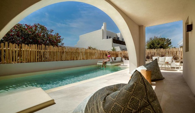 Opalia Suites in Perissa