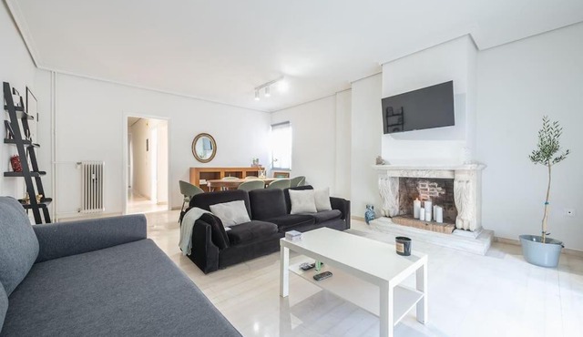 Open -view Apartment, YGEIA Hospital in Athens