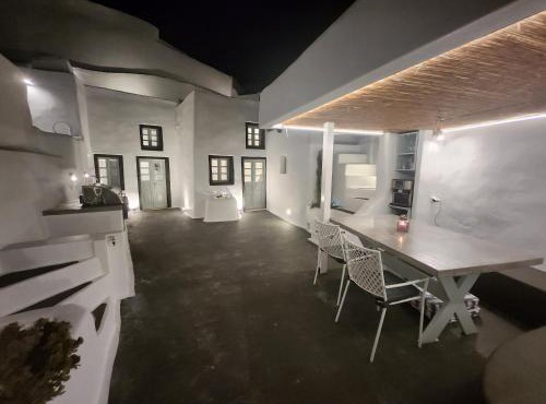 Otto house - Luxury cave home in Vóthon
