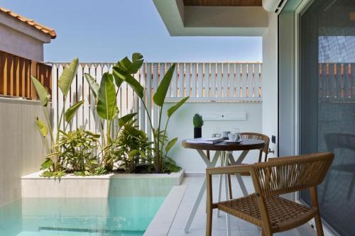Palm Boutique Suites in Kassandra