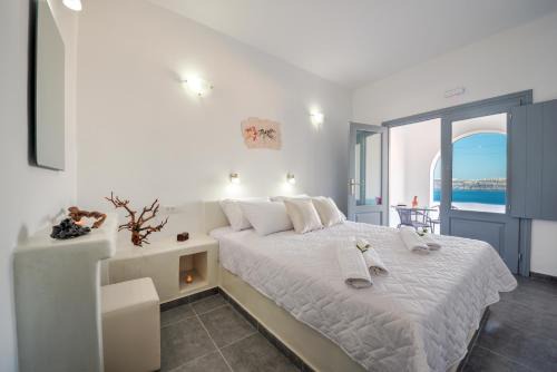 Pancratium Villas & Suites in Akrotiri