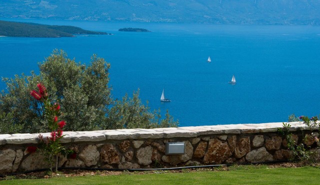 Pearl Mansions Lefkada/Rosaline Pearl Villa – Breathtaking Ionian Sea Views in Νικιάνα