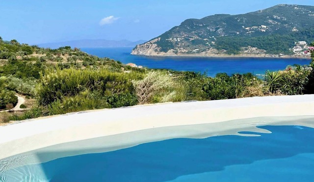Pergamonto Cottage - Seaview Nest w/Private Pool