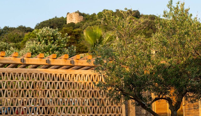 PHEIA, Vriniotis Resorts in Pyrgos