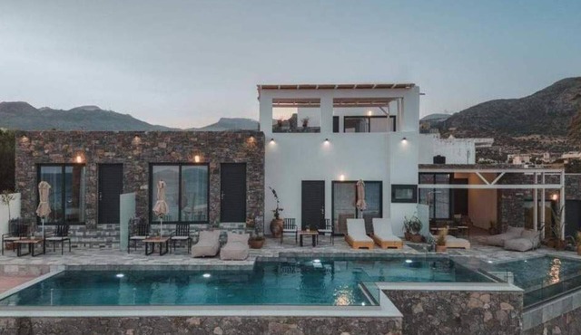 Plakakia Luxury Apartments - Apt7 in MAKRY-GIALOS