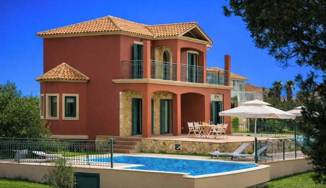 Pleiades Luxury Villa, Estrellas Luxury Villas