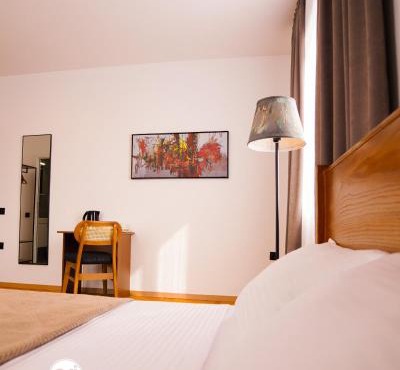 Pri Rooms