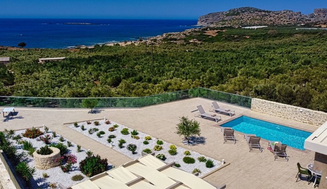 Private Pool★Ocean View★Within walking distance of restaurants, the market, and Falasarna Beach in Phalasarna