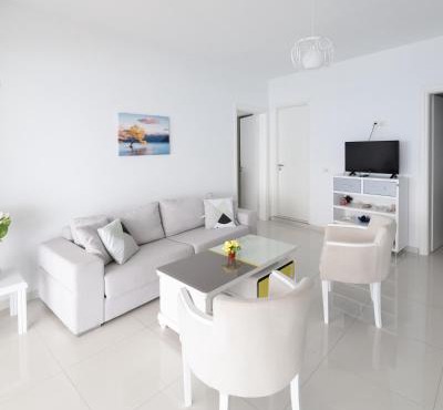 Qeparo Pano Rooms
