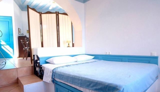 R 1141 Alex’s Villa with Sea View With Private Balcony or Terrace, Garden View & Sea view in Skala