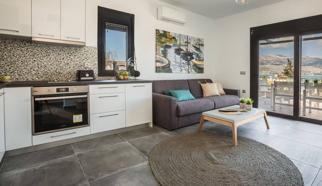 R 1478 Atheras K1 with Garden View, Sea view & Welcome Drink, in Lixouri