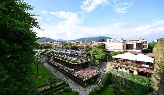 Real Scampis Hotel
