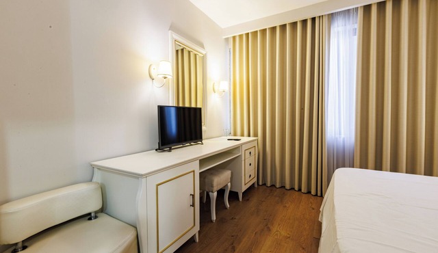 Riverside rooms at Hotel Fieri