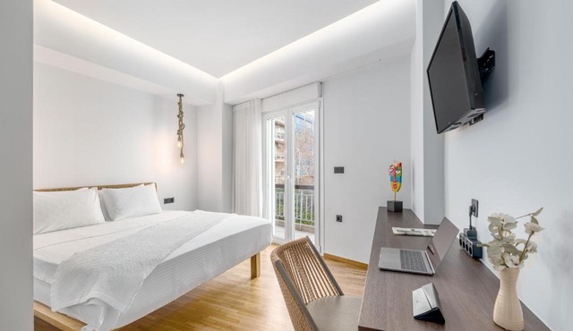 Rizes Suites Metro Dafni in Athens