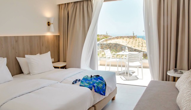 ROBINSON IERAPETRA