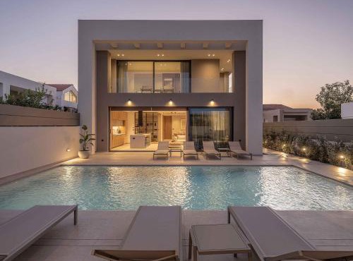 Sancy Luxury Villa - 400m beach, "Heated" pool & Gym