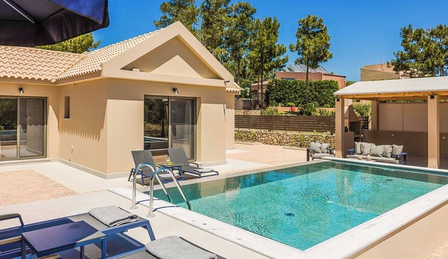 Sea Melody - Two Bedroom Villa, Sleeps 4 in Ionian Islands
