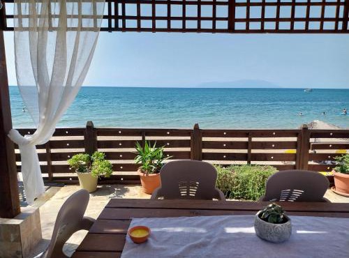 Sea Side House