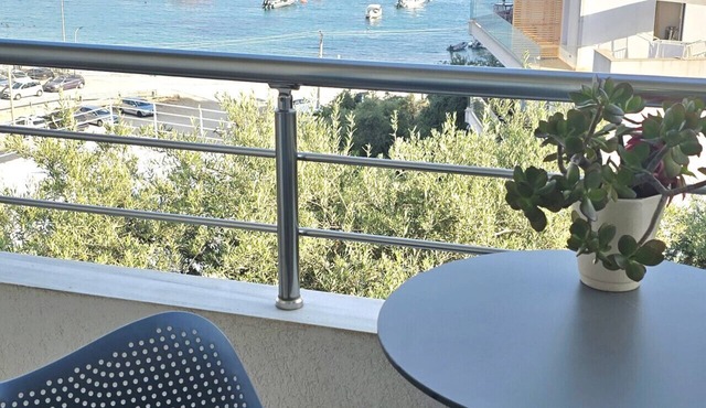 Sea Side Serenity 6: 3 persons